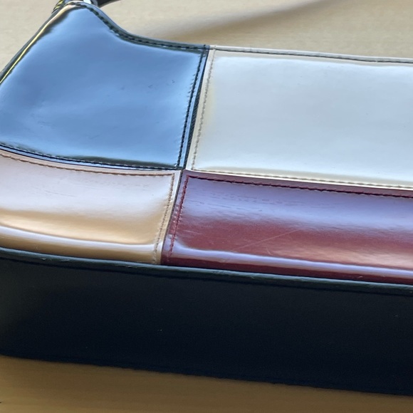 Colorblock Patent Leather Baguette Shoulder Bag - Picture 12 of 14